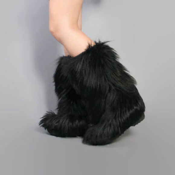 7s Style Aprs Ski Faux Fur Boots 
